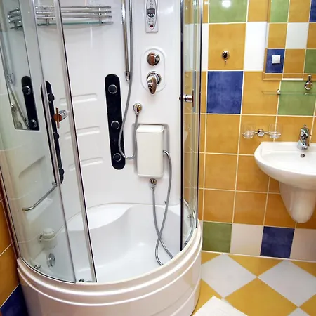 Hotel Loucky 3*
