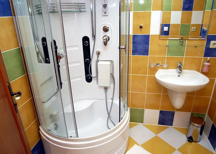 Hotel Loucky 3*